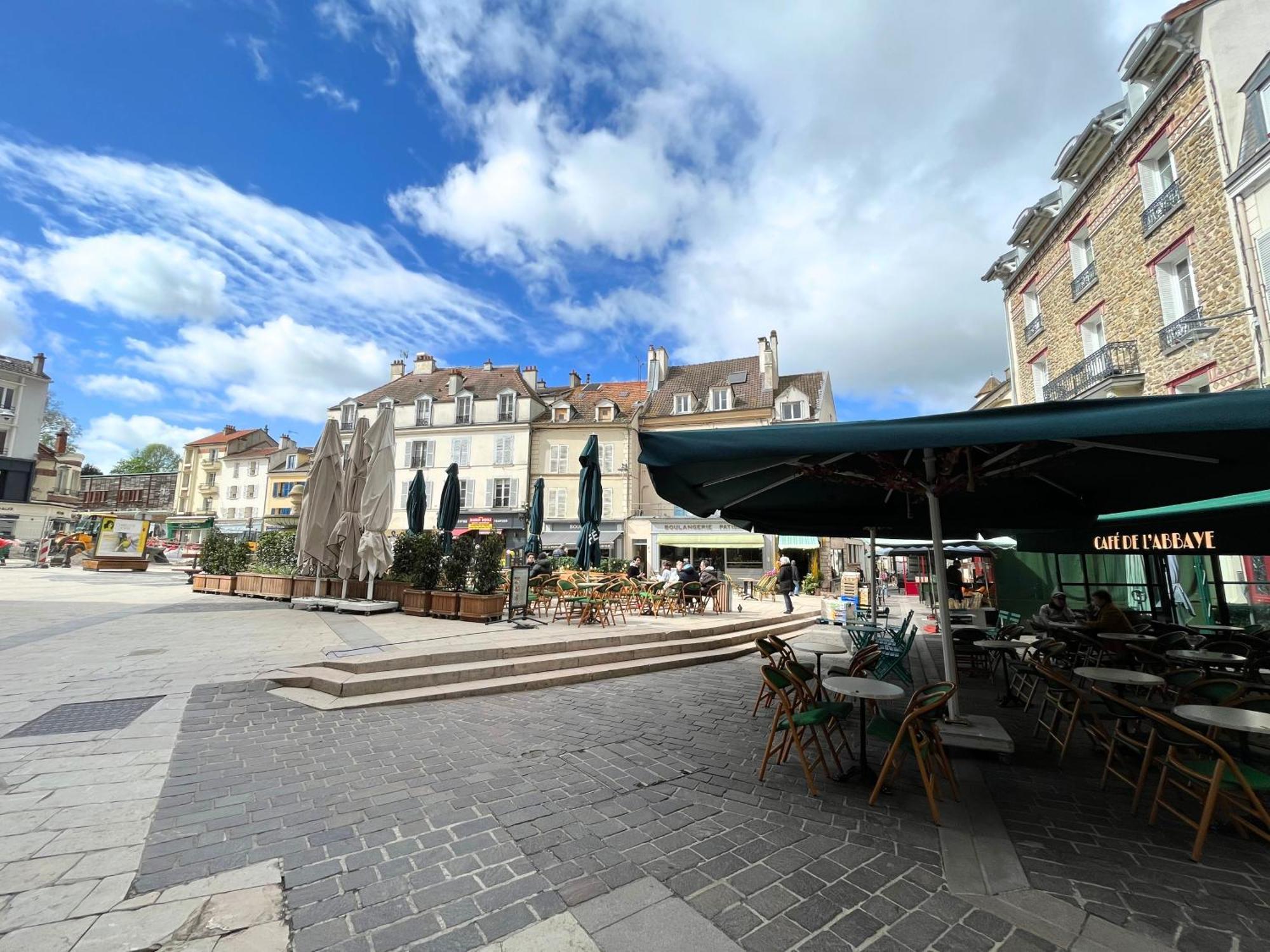Sweethost - L'Amazone - T2 Proche Gare & Disneyland Lagny-sur-Marne Luaran gambar